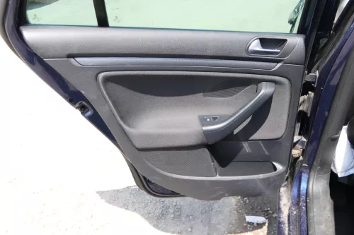 1x Golf Variant Kombi AJ5 5 1K Türverkleidung Verkleidung Tür hinten links schwa