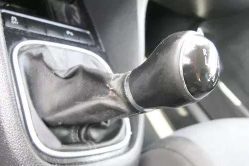 VW Golf 6 Schaltknauf Schaltsack Schaltung Schaltknüppel original 5-Gang Leder (175709)