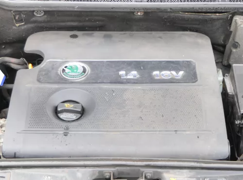 Fabia 6Y Luftfilterkasten Luftfilter Motorabdeckung 1,4 16V 100PS 74kw BBZ AUB