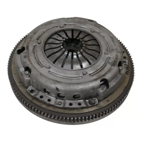 Fabia Polo 9N Schwungrad Schwungscheibe 1.4 038105269C 036141026K + Kupplung