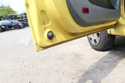 Fabia 6Y Kombi + Limousine Tür vorne links Fahrertür gelb LF1R ohneAnbauteile (175767)