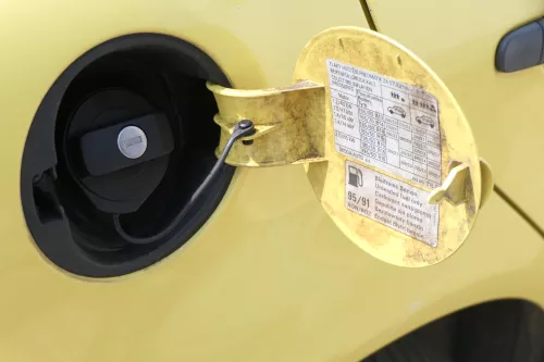 Skoda Fabia 6Y2 Limousine Tankdeckel Deckel Tank gelb LF1R Schrägheck (175771)