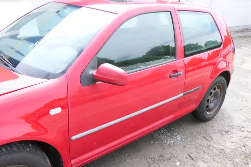 VW Golf 4 Tür vorne links Fahrertür 2/3-Türer rot LY3D - ohneAnbauteile (175793)