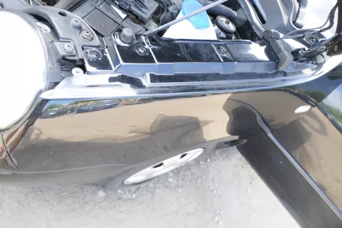 VW Lupo Kotflügel vorne links schwarz L041 vorn - eine kleine Delle (175806)