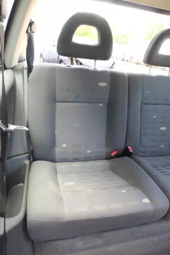VW Lupo Seat Arosa Sitz Rückbank Sitzfläche Sitze mit Kopfstützen klappbar teilb (175819)