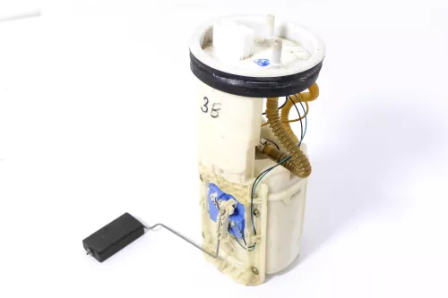 VW Golf 4 Benzinpumpe Tankpumpe 8L0919051A Kraftstoffpumpe Benziner 3,0 bar (175878)