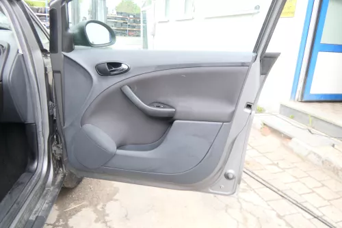 1x Altea 5P Türverkleidung Verkleidung Tür vorne rechts - kometengrau venusgrau