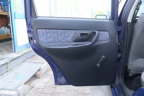 1x Polo Kombi bis Bj.1999 Türverkleidung Verkleidung Tür hinten links
