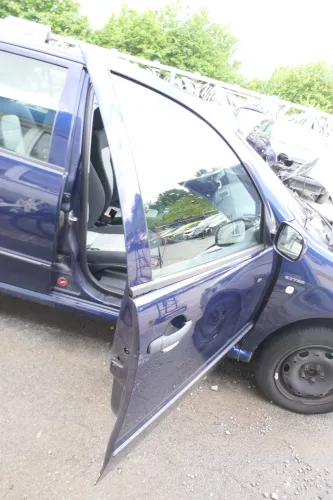 Skoda Fabia 6Y Kombi Limousine Tür vorne rechts Beifahrertür blau LF5U (176176)