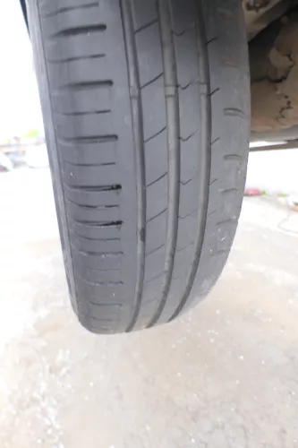 4x VW Polo 9N Felgen Reifen 165/70 R14 81T Sommerreifen 5jx14H2 ET35 ca. 6mm (176197)