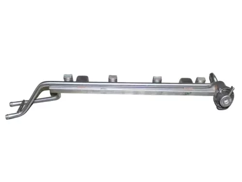 1x VW Golf 4 A3 8L Kraftstoffverteiler 1,8T 125PS V5 ARZ AJQ APP AQA