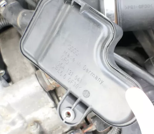 Golf 4 A3 Unterdruckbehälter Behälter Unterdruck 06A131541 A (176239)
