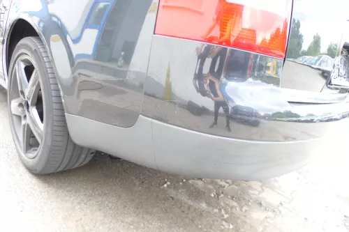 Audi A6 4B Kombi Avant Stoßstange hinten Heckstoßstange schwarz LZ9U (176315)