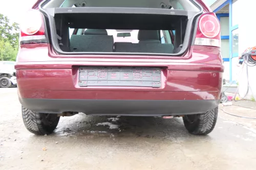 VW Polo 9N 9N3 Stoßstange Heckstoßstange hinten rot LC3R Einparkhilfe PDC