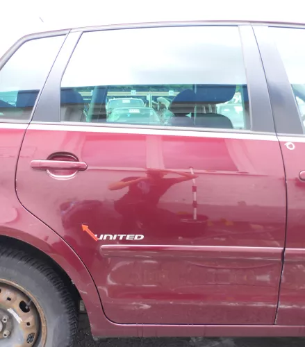 VW Polo 9N 9N3 Tür hinten rechts 4/5-Türer rot LC3R - ohne Anbauteile