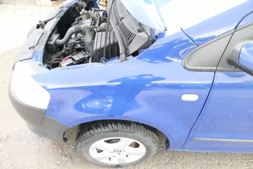 VW Fox Kotflügel vorne links blau LL5M (176372)