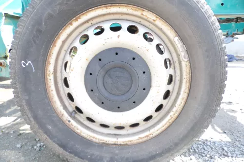 1x VW T5 nur Felge 6,5xJ16H2 ET51  16 Zoll silber (176440)