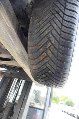 4x Seat Altea 5P Alufelgen 205/65R16 94H Winterreifen Reifen 2x 5mm  5P0601025B (176790)