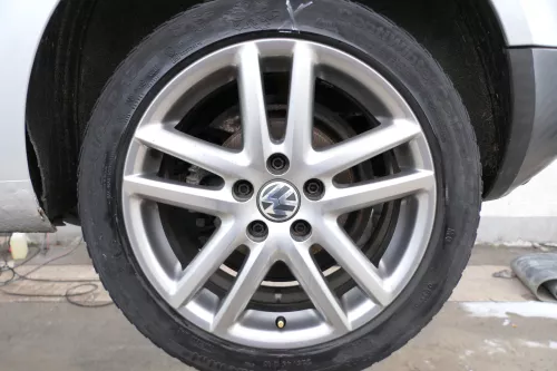 1x Felge Alufelge original Golf 5 6 Touran 7jx17H2 ET54 1K0601025AF 1K0601025DD