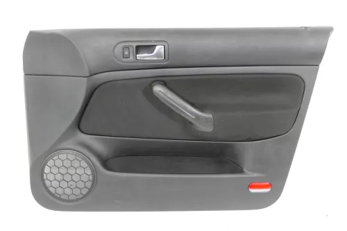 1x Golf 4 Bora Türverkleidung Verkleidung Tür vorne rechts 4/5-Türer Griff schwa