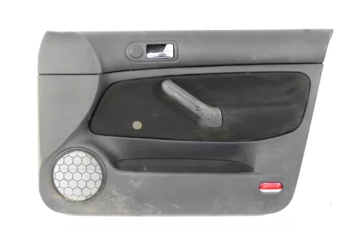 1x Golf 4 Bora Türverkleidung Verkleidung Tür vorne rechts 4/5-Türer Griff schwa