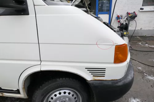 VW T4 kurze Version Kotflügel vorne rechts weiß R902 7D0821104B