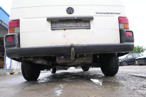 VW T4 Caravelle Multivan Stoßstange Heckstoßstange hinten 701807417 schwarz