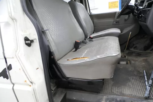 VW T4 Sitz vorne rechts 2er Doppel Beifahrersitz Doppelsitzbank grau mit Konsole (177147)