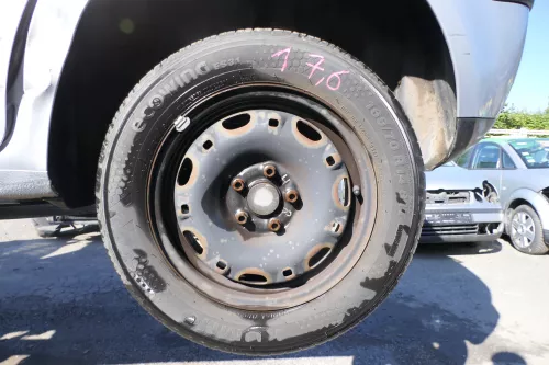 2x VW Polo 9N Felgen Reifen 165/70 R14 81T Sommerreifen 5jx14H2 ET35 ca. 6-7 mm