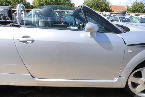 Audi TT 8N Roadster Tür Türblatt vorne rechts Beifahrertür silber LY7W ohneAnbau