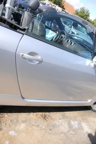 Audi TT 8N Roadster Tür Türblatt vorne rechts Beifahrertür silber LY7W ohneAnbau (177199)