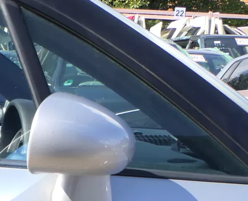 Audi TT 8N Roadster vorne rechts Fenster Scheibe in Tür Fensterscheibe Dreieck