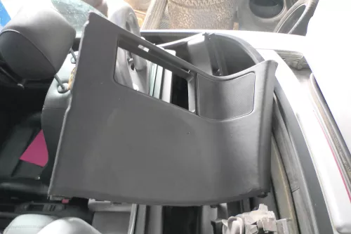 Audi TT 8N Roadster Verkleidung Rückwand hinten rechts 8N7868572 