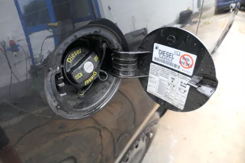 Skoda Roomster 5J Tankdeckel Deckel Tank Tankverschluß schwarz LF9R