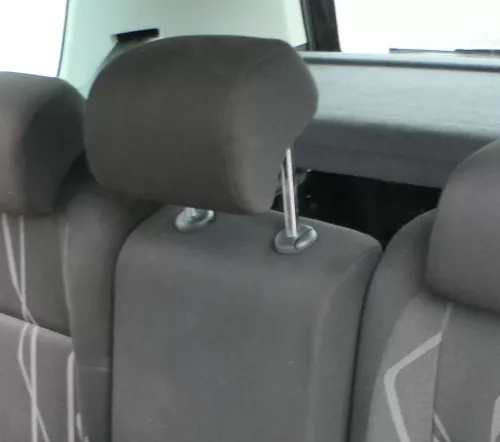1x Skoda Roomser 5J Kopfstütze hinten in der Mitte mittig - anthrazit