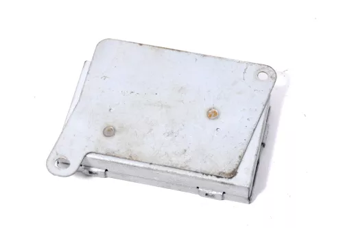 Audi A4 8E B6 Avant Antenne 8E9035225 original Verstärker Antennenverstärker