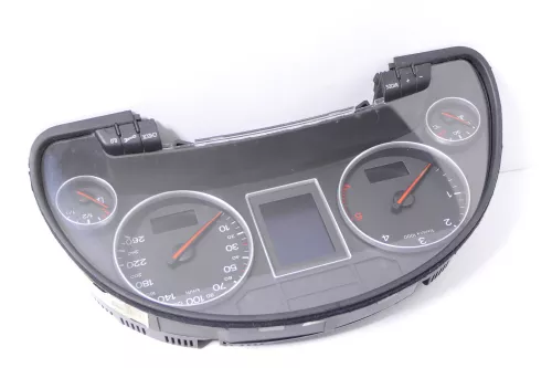 Audi A4 8E B6 Tacho Tachometer Kombiinstrument 8E0920900G 294.000KM TDI Diesel (177581)
