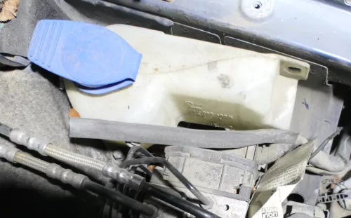 A4 8E B6 B7 Limouisne Wischwasserbehälter Behälter Wischwasser 8E5955451D