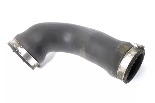 Audi A4 8E Ladeluftschlauch Schlauch Rohr 8E0145737S 2,5 TDI AKE AYM BFC BCZ BAU (177587)