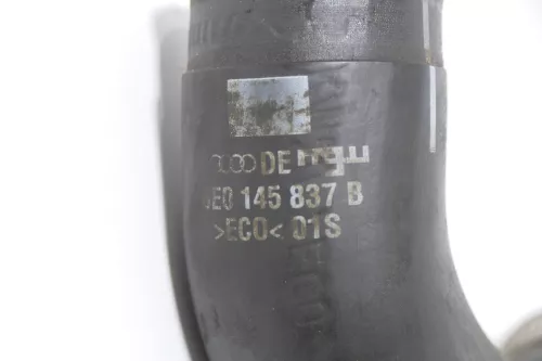 Audi A4 8E Ladeluftschlauch Schlauch Rohr 8E0145837B 2,5 TDI AKE AYM BFC BCZ BAU (177588)