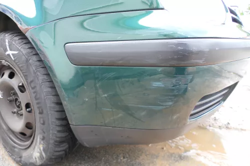 VW Golf 4 1J Stoßstange vorne Stoßfänger vorn grün LC6M (177628)