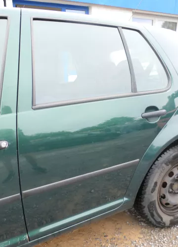 VW Golf 4 1J Limousine Tür hinten links grün LC6M (KEINkombi) (177631)