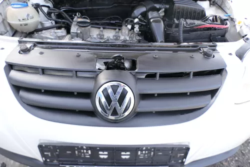 VW Fox 5Z Stoßstange vorne Stoßfänger weiß LB9A mit Grill  (177649)