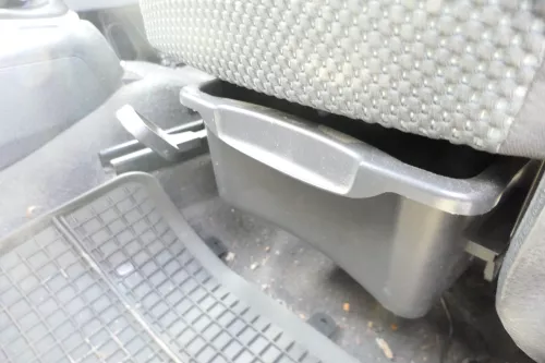 VW Fox Sitz Fahrersitz vorne links OHNEAirbag höhenverstellbar  (177662)