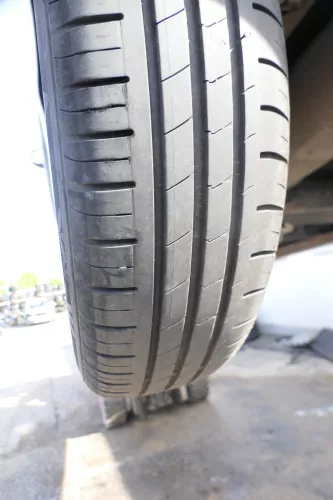 4x VW Polo 9N Felgen Reifen 165/70 R14 81T Sommerreifen 5jx14H2 ET35 ca. 5-6,5mm (177663)