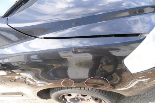 VW Fox 5Z Kotflügel vorne rechts schwarz LC9Z (177680)