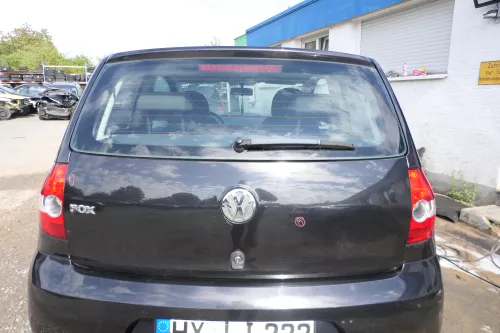 Fox 5Z Heckklappe Kofferraumklappe Klappe hinten +Scheibe schwarz LC9Z