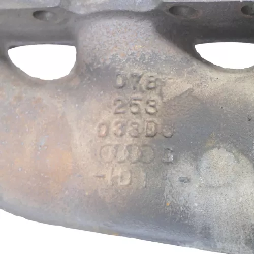 Audi A4 8E B6 Krümmer Abgaskrümmer 078253031BK BDV 6 Zylinder links (177752)