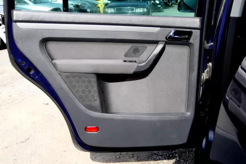 VW Touran 1x Türverkleidung Verkleidung Tür hinten links anthrazit (177787)