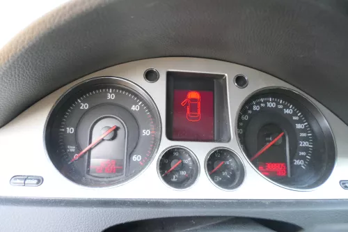 VW Passat 3C Tacho Tachometer 388.800km 3C0920871E Diesel TDI Kombiinstrument